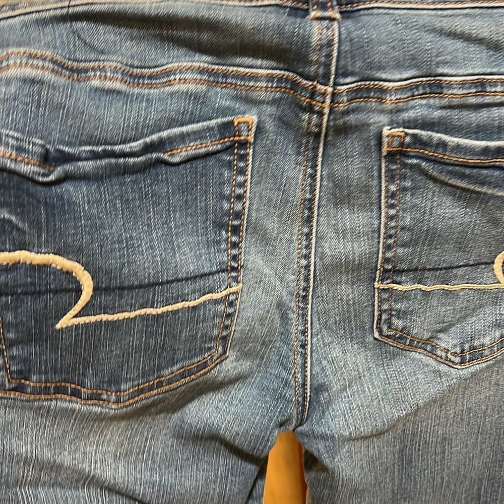 American Eagle Outfitters High Rise Dark Blue Jeans size 4 regular - Picture 6 of 8